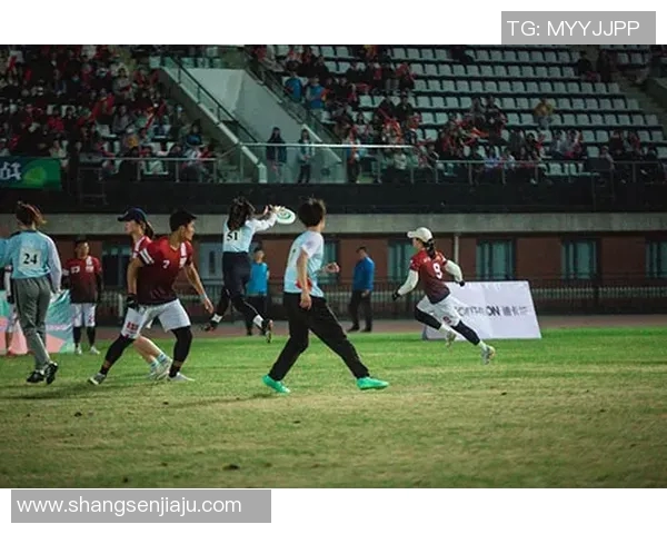 南京街舞队在极限运动世界杯中的灵活性表现精彩纷呈引发热议