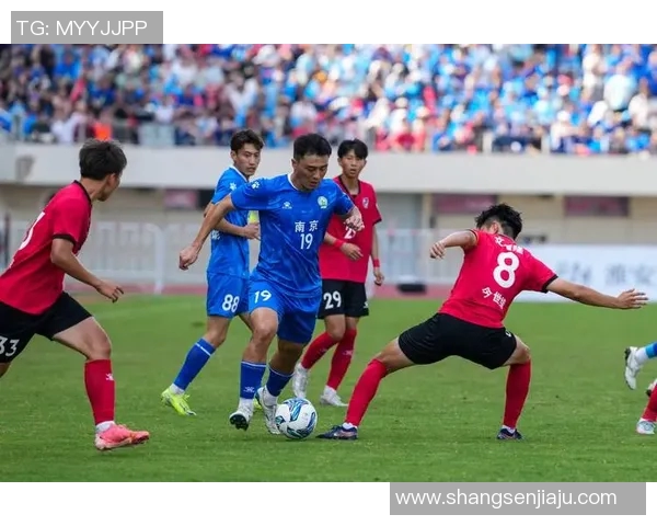 南京足球队在城市联赛中的耐力表现分析与总结